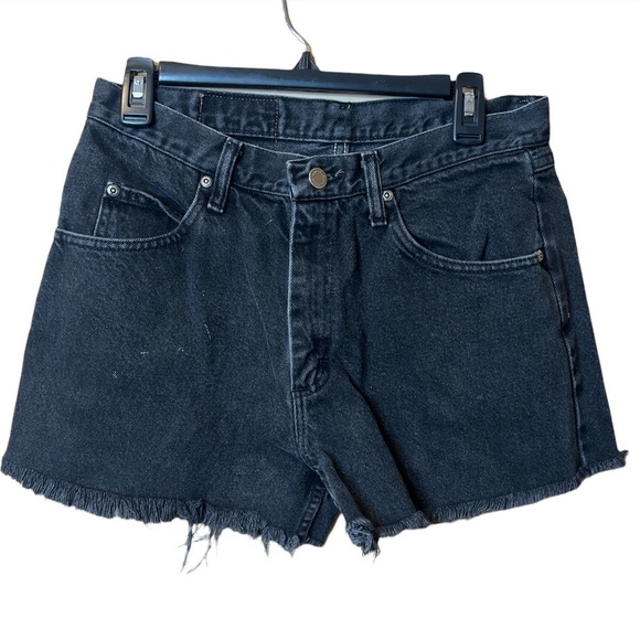 Vintage Wrangler Shorts - Picture 2 of 2